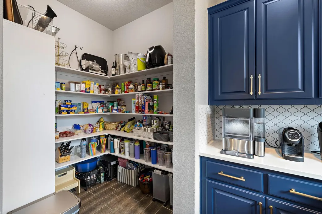 509 Leon Loop Liberty Hill TX 78642