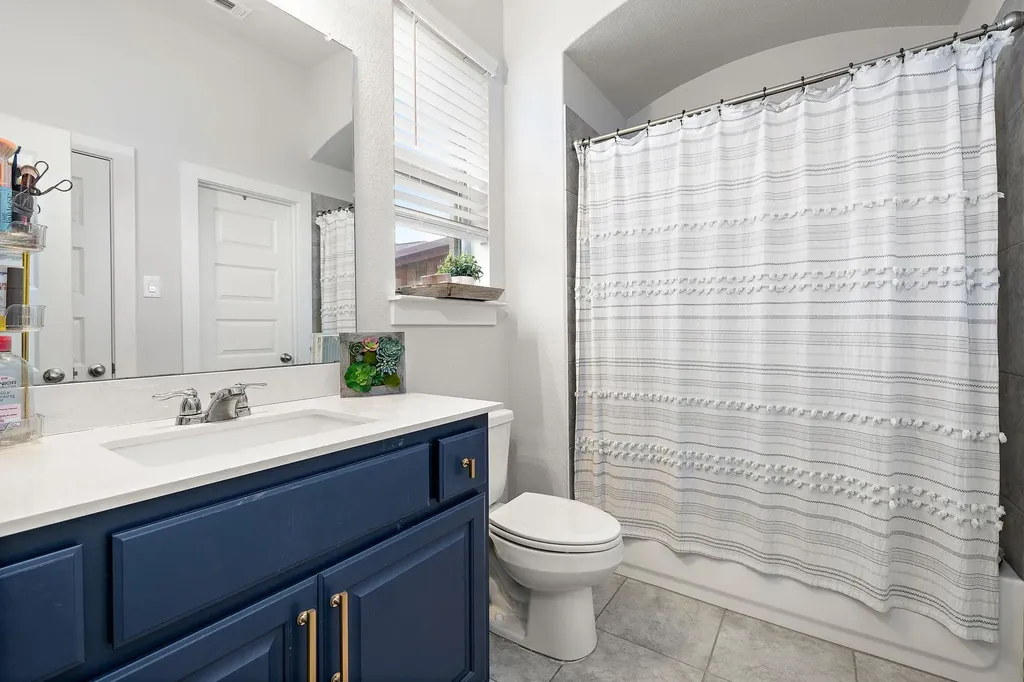 509 Leon Loop Liberty Hill TX 78642