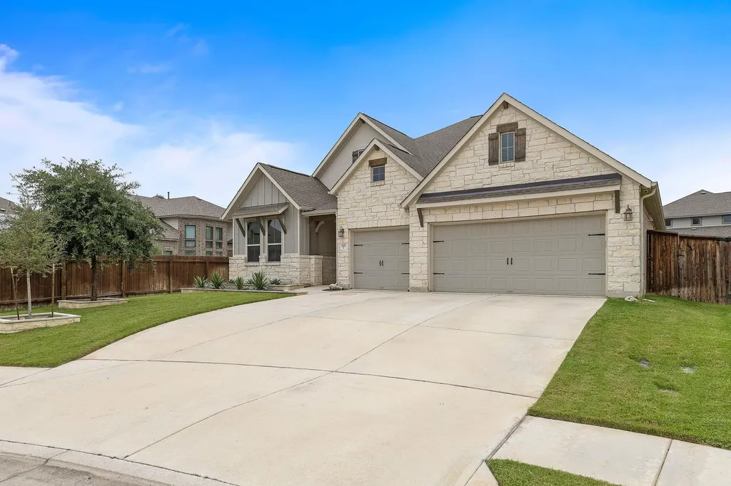 509 Leon Loop Liberty Hill TX 78642
