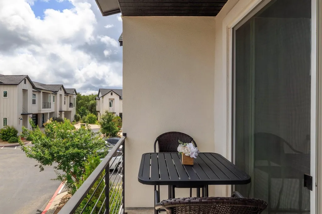 12001 Vista Parke Drive Austin TX 78726