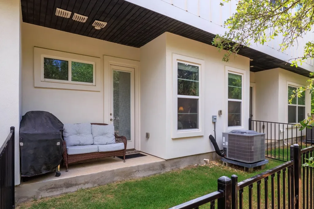12001 Vista Parke Drive Austin TX 78726