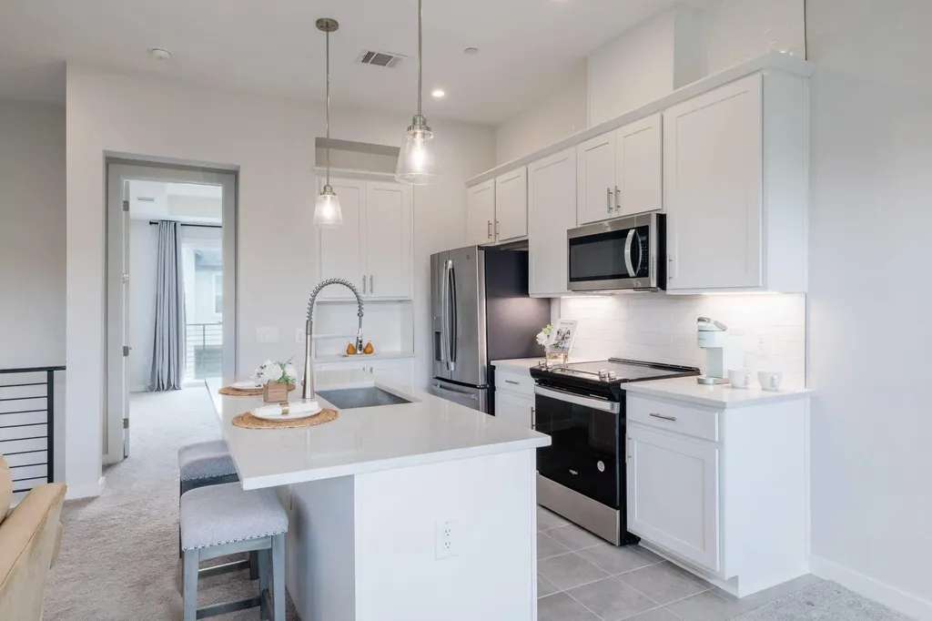 12001 Vista Parke Drive Austin TX 78726
