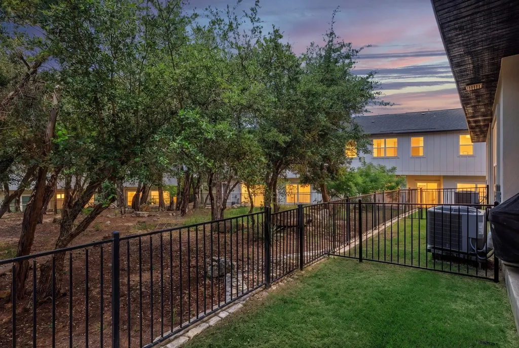 12001 Vista Parke Drive Austin TX 78726