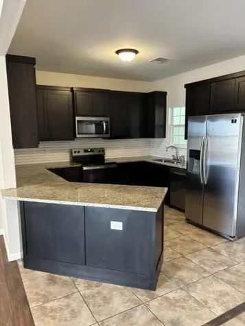 313 NW Carlos G Parker Boulevard NW Taylor TX 76574