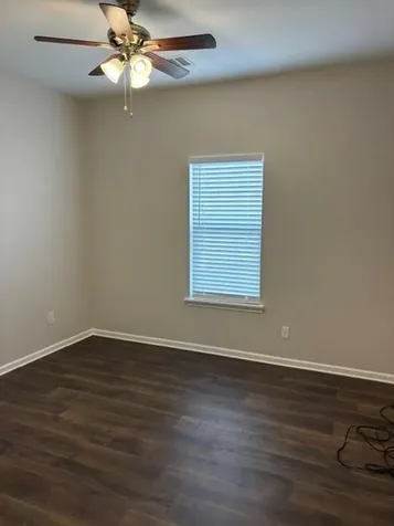 313 NW Carlos G Parker Boulevard NW Taylor TX 76574