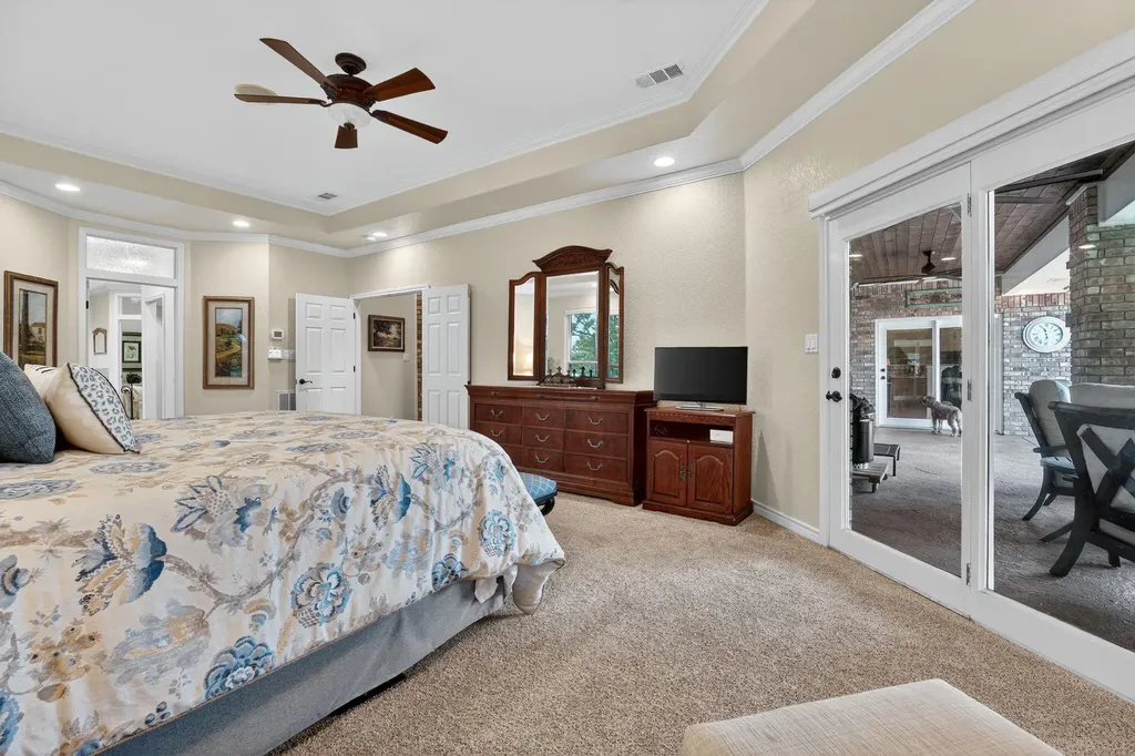 104 Lakewood Trail Leander TX 78641