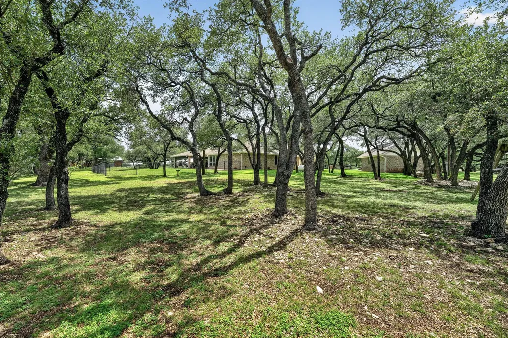 104 Lakewood Trail Leander TX 78641