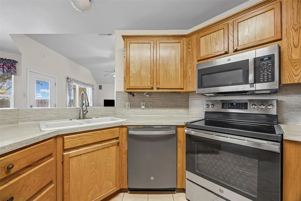 1510 Sunrise Terrace Lockhart TX 78644