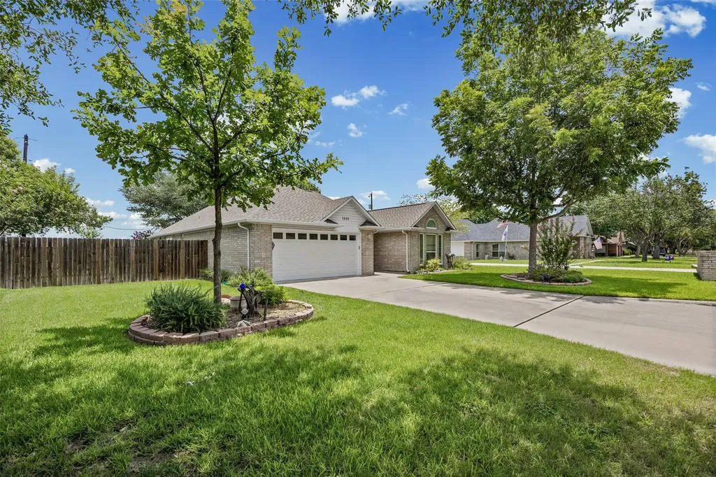1510 Sunrise Terrace Lockhart TX 78644