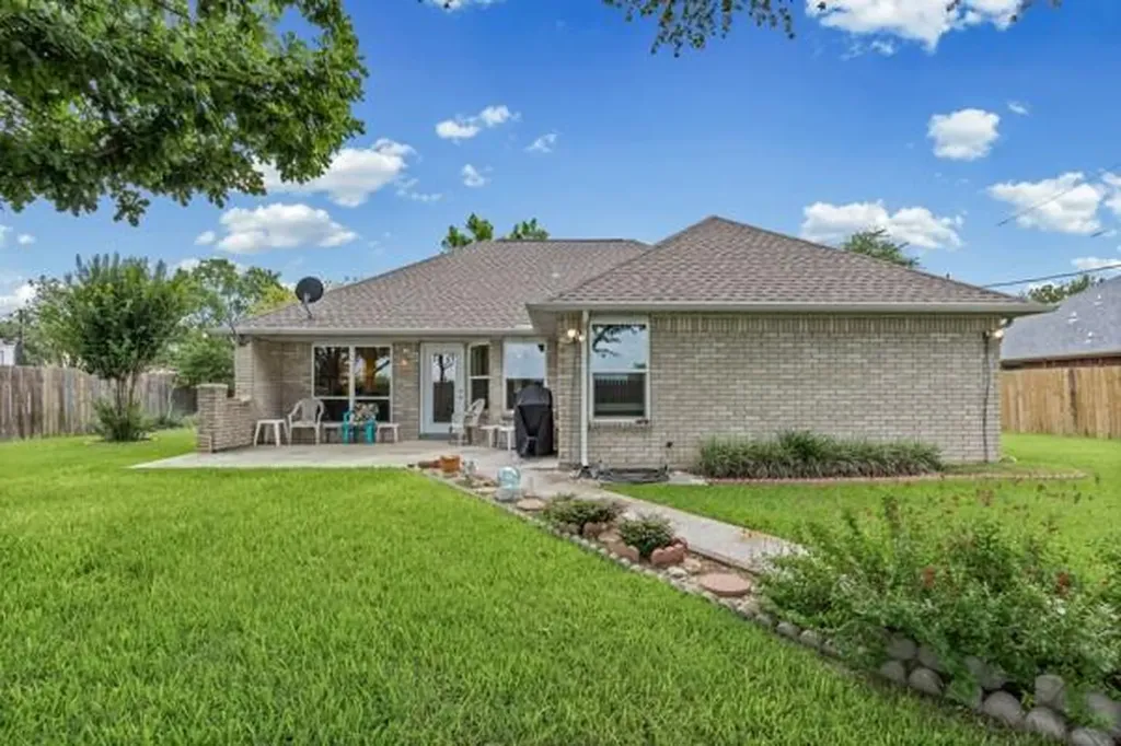 1510 Sunrise Terrace Lockhart TX 78644