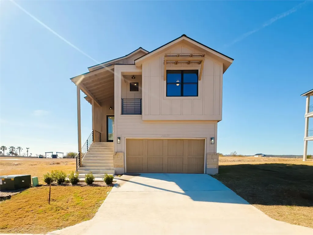 25829 Case Lane Spicewood TX 78669