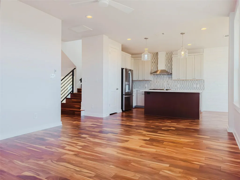 25829 Case Lane Spicewood TX 78669