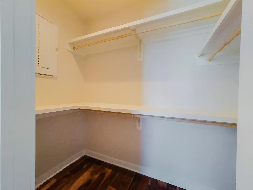 25829 Case Lane Spicewood TX 78669