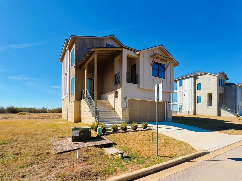 25829 Case Lane Spicewood TX 78669