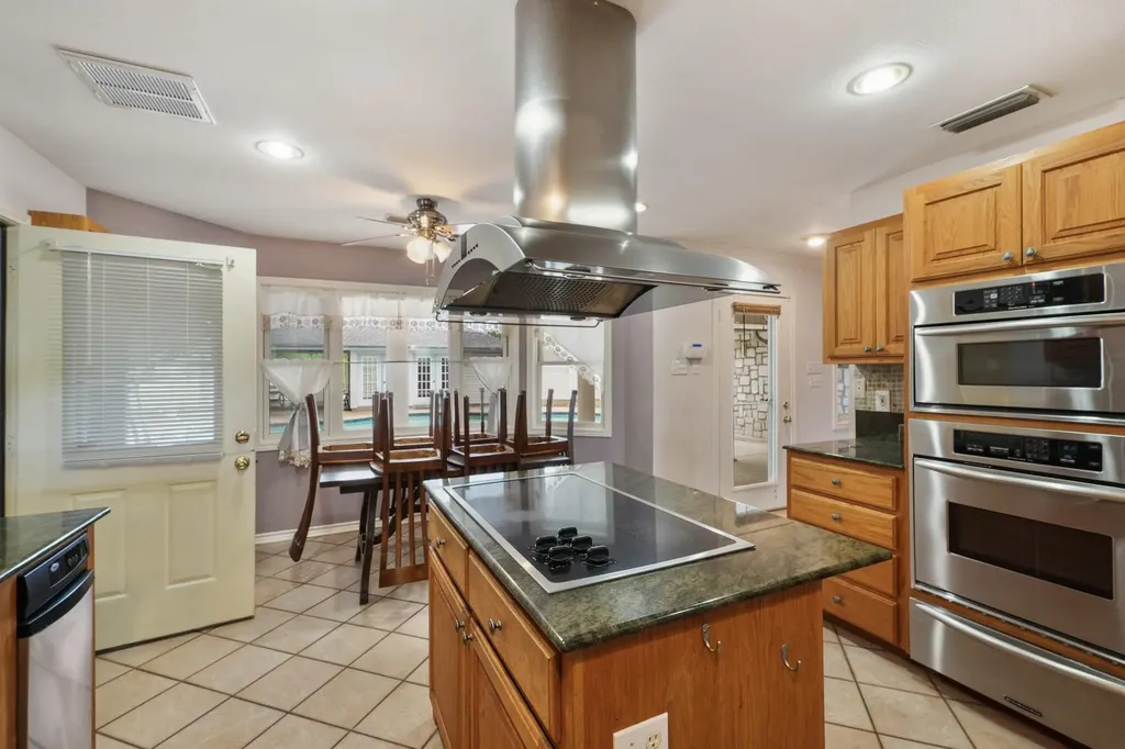 6625 E Post Road Kyle TX 78640