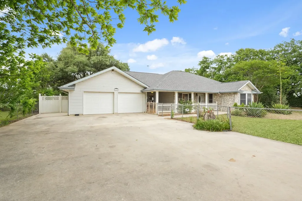 6625 E Post Road Kyle TX 78640