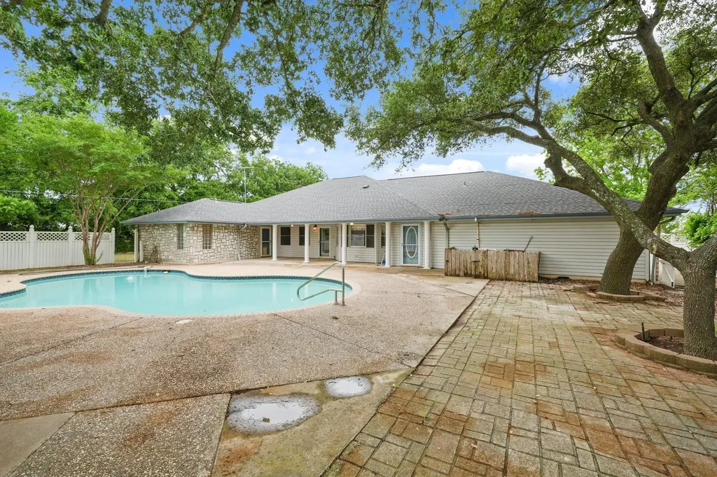 6625 E Post Road Kyle TX 78640