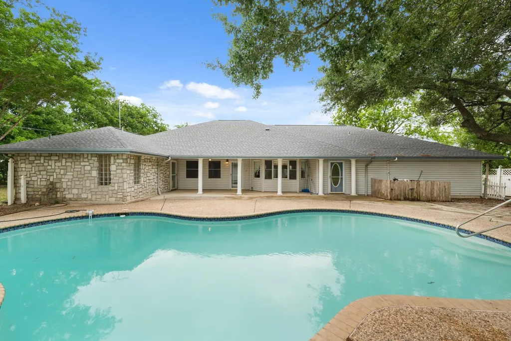 6625 E Post Road Kyle TX 78640