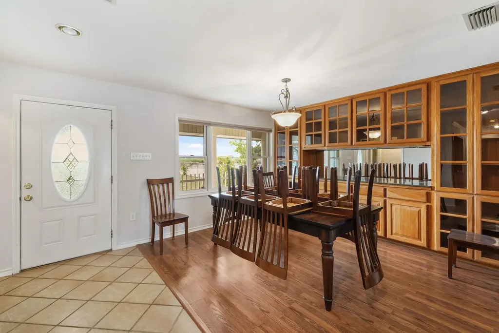 6625 E Post Road Kyle TX 78640