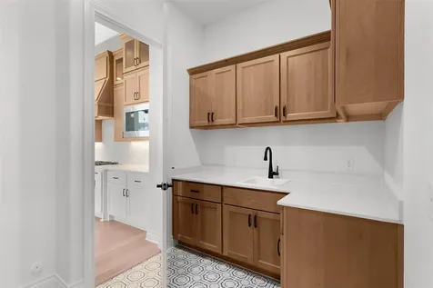 100 Sunny Bell Court Georgetown TX 78628