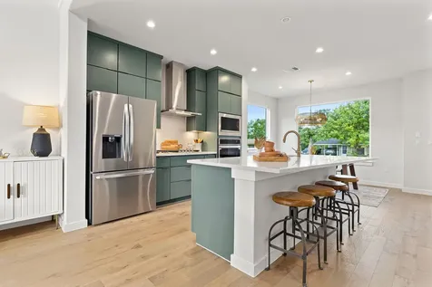 4800 Russet Hill Drive Austin TX 78723