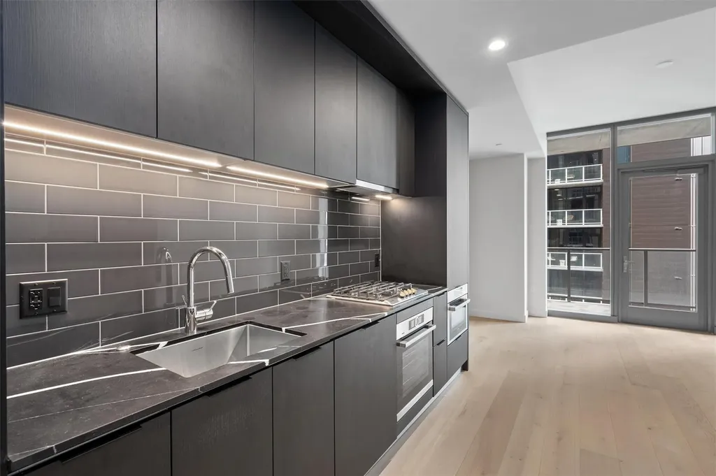 44 East Avenue Austin TX 78701