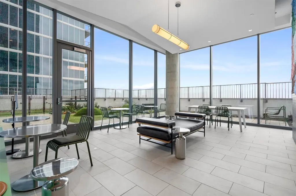 44 East Avenue Austin TX 78701