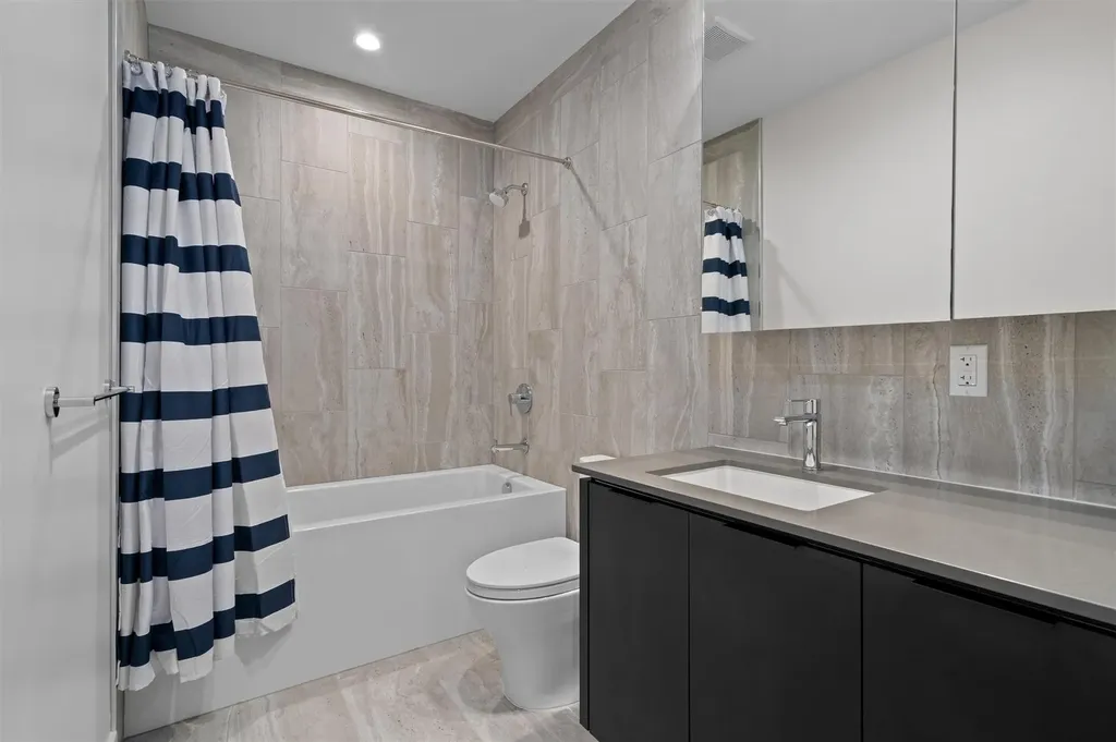 44 East Avenue Austin TX 78701