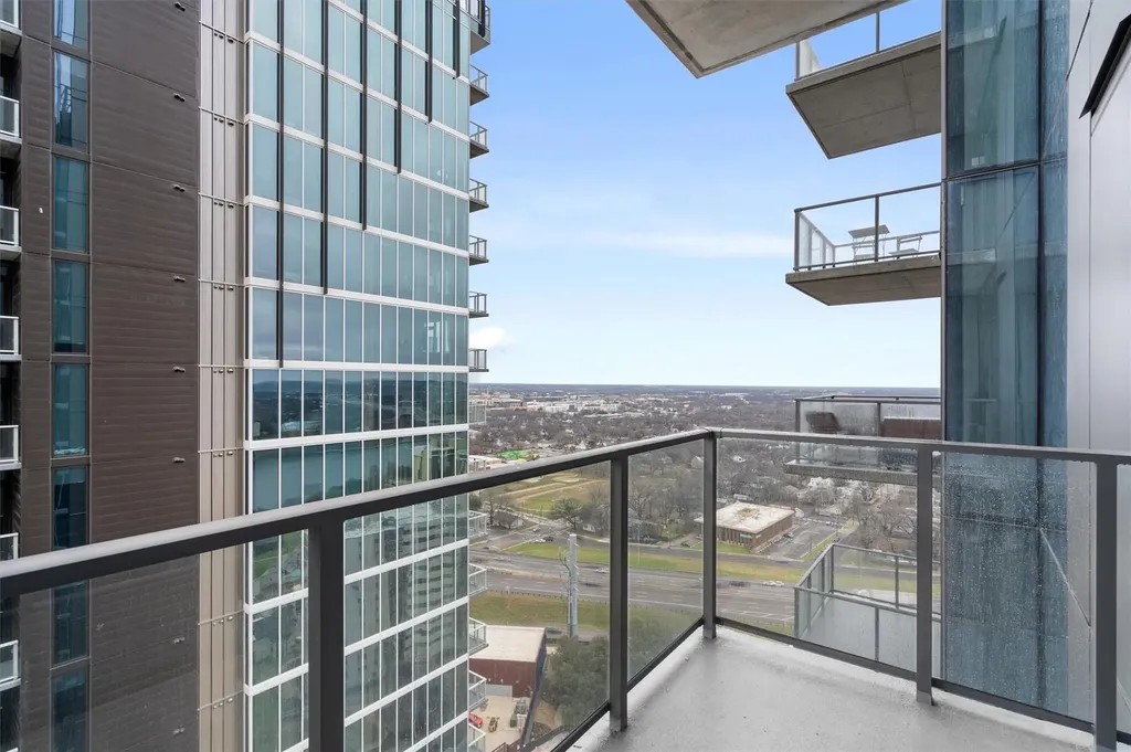 44 East Avenue Austin TX 78701