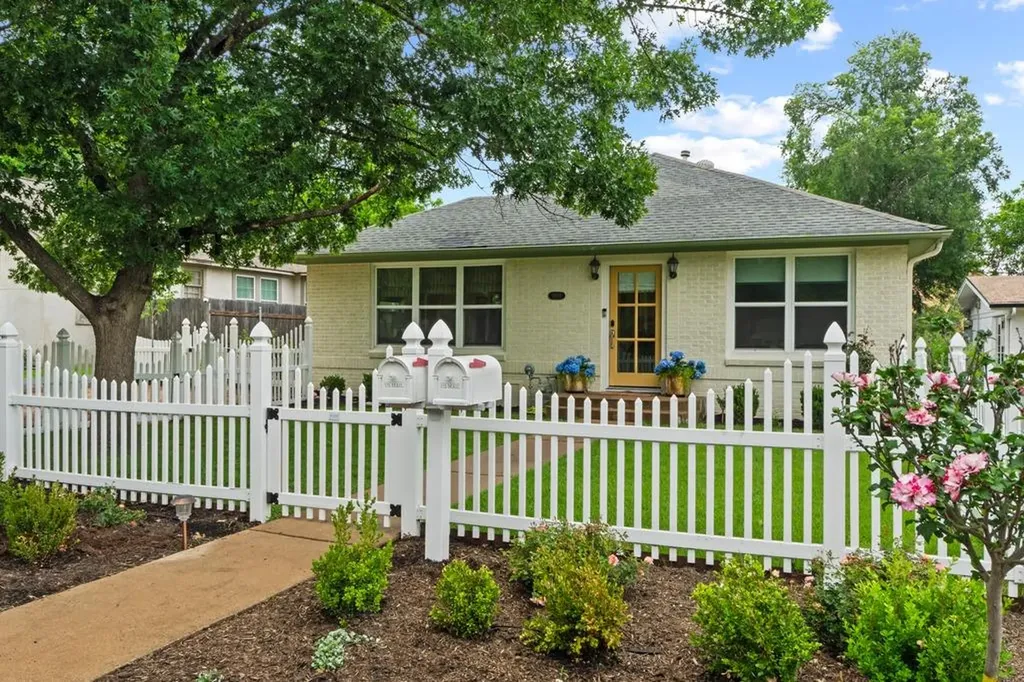 1908 W 37th Street Austin TX 78731