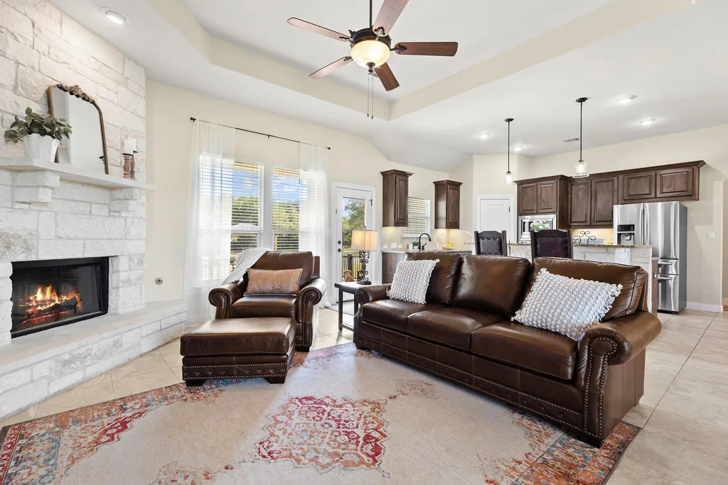 206 Campo Colinas Drive Bertram TX 78605