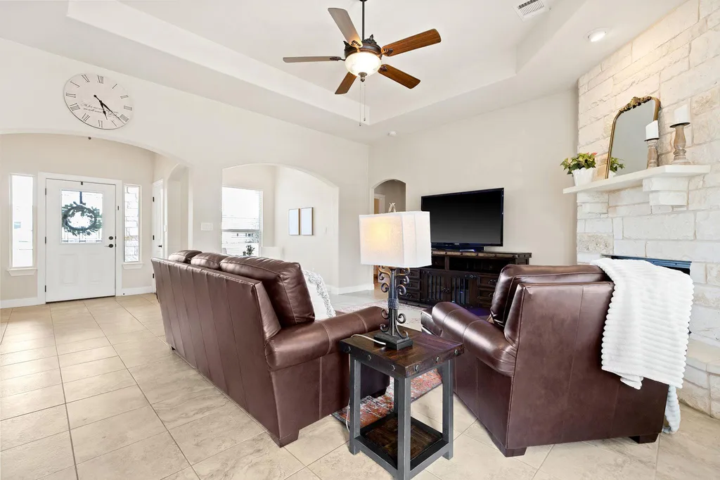 206 Campo Colinas Drive Bertram TX 78605
