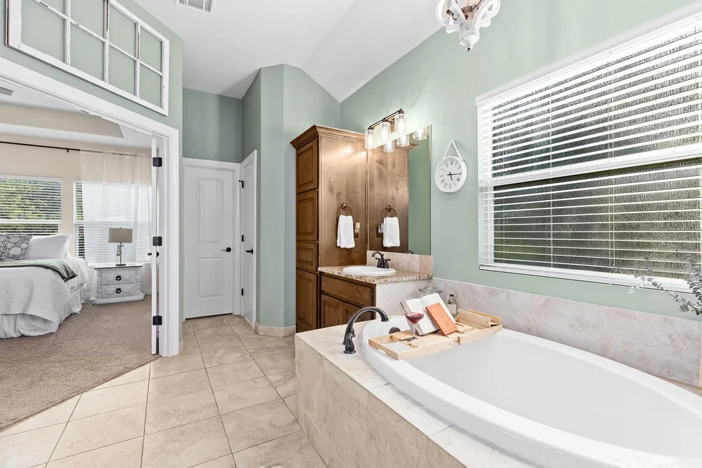 206 Campo Colinas Drive Bertram TX 78605