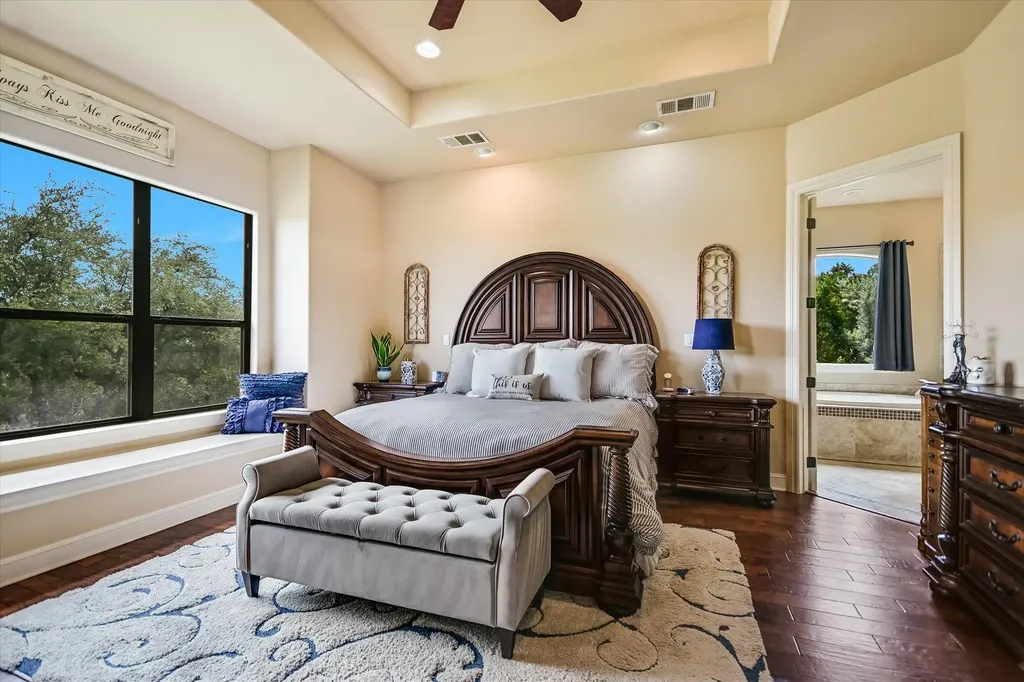 20409 Cordill Lane Spicewood TX 78669