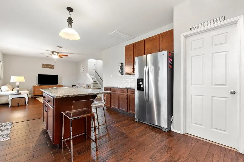 140 Wolfberry Path Buda TX 78610