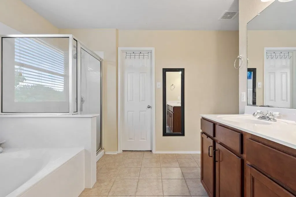 140 Wolfberry Path Buda TX 78610