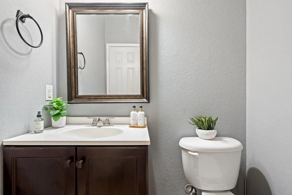140 Wolfberry Path Buda TX 78610