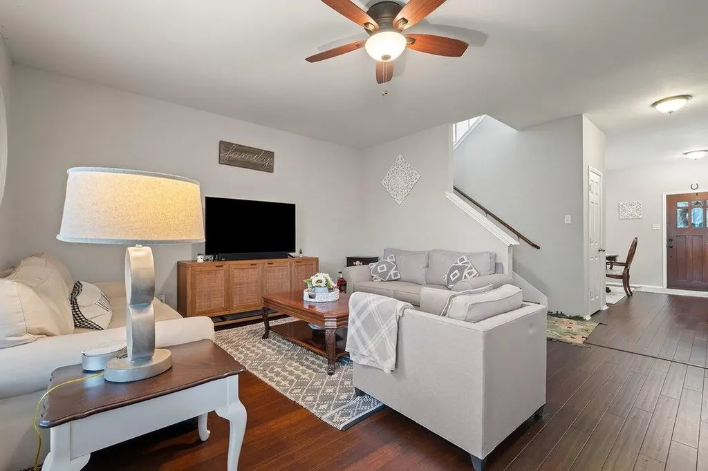 140 Wolfberry Path Buda TX 78610