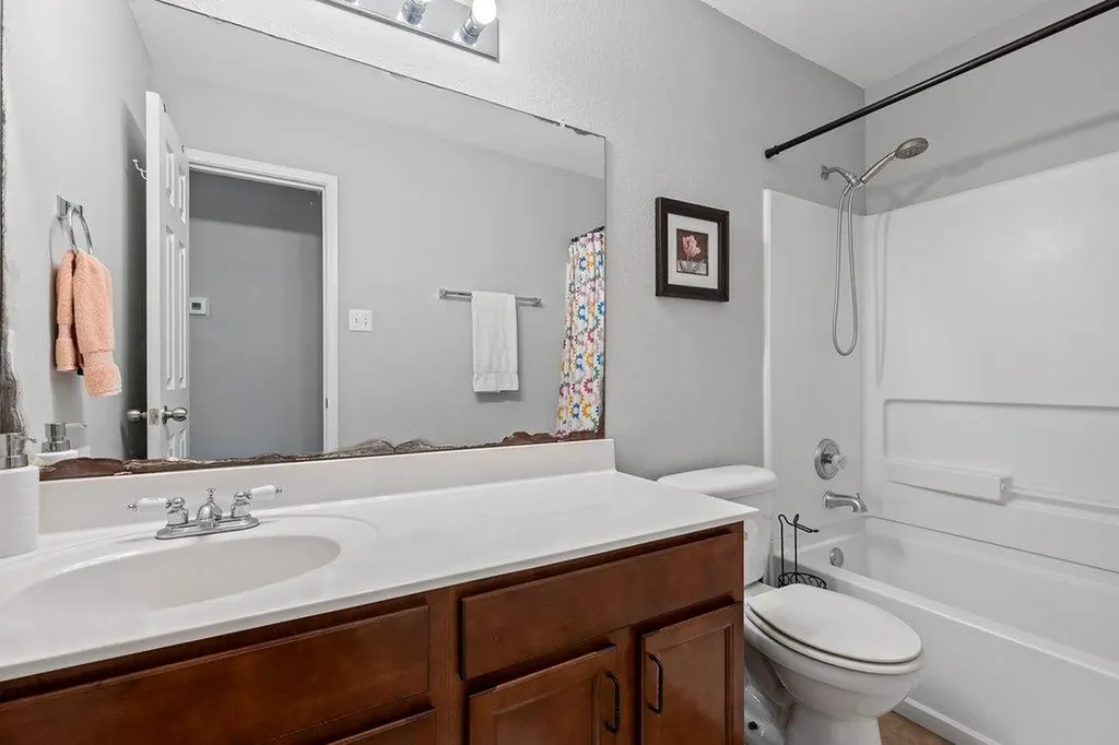 140 Wolfberry Path Buda TX 78610