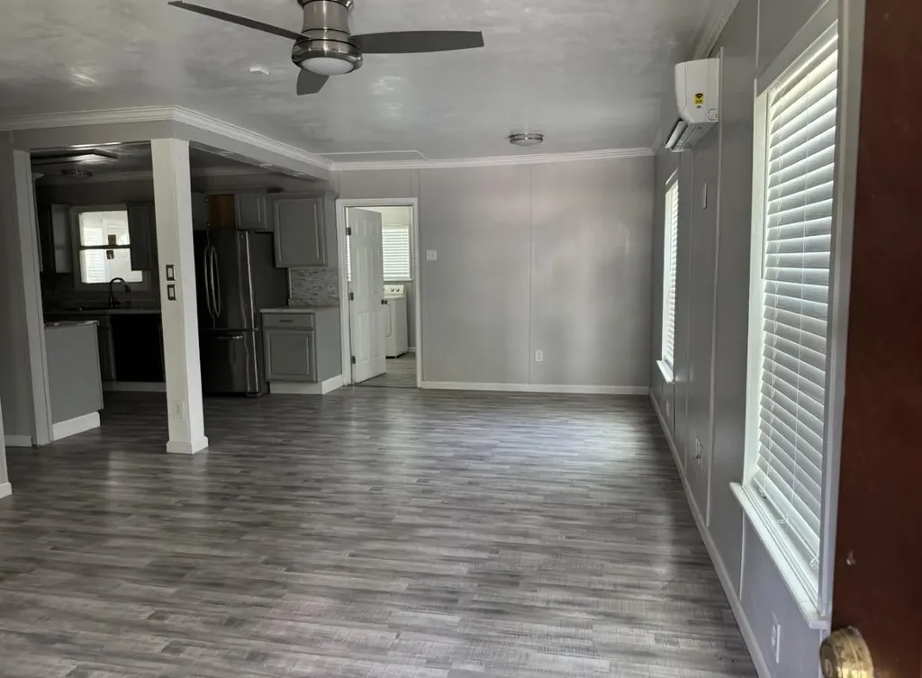 1813 Rhodes Road Austin TX 78721