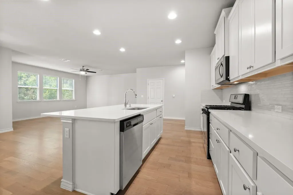5107 Lemon Tree Path Austin TX 78723