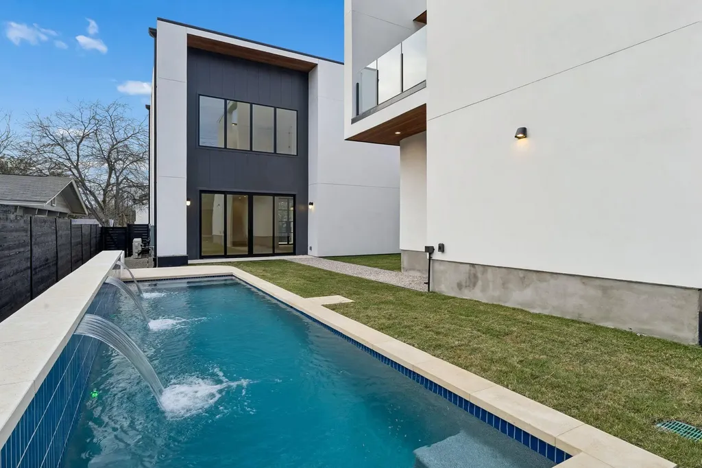 3007 Locke Lane Austin TX 78704