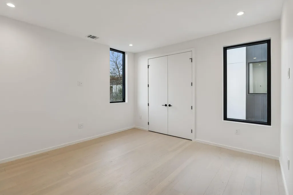 3007 Locke Lane Austin TX 78704