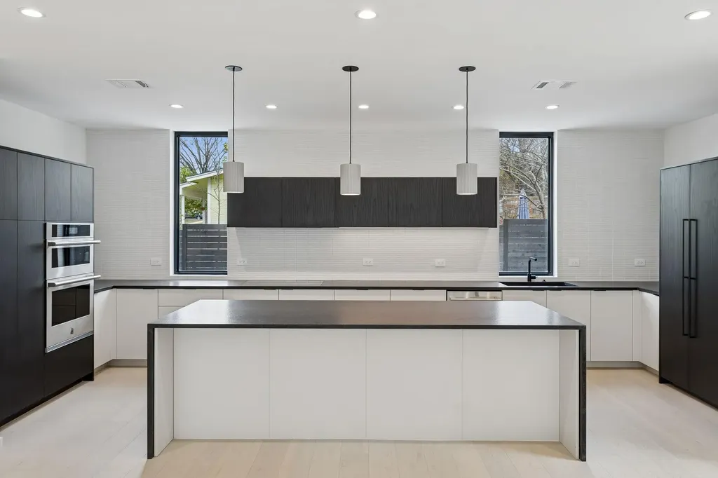 3007 Locke Lane Austin TX 78704