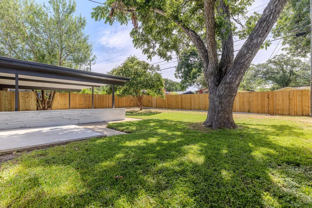 7803 Lazy Lane Austin TX 78757