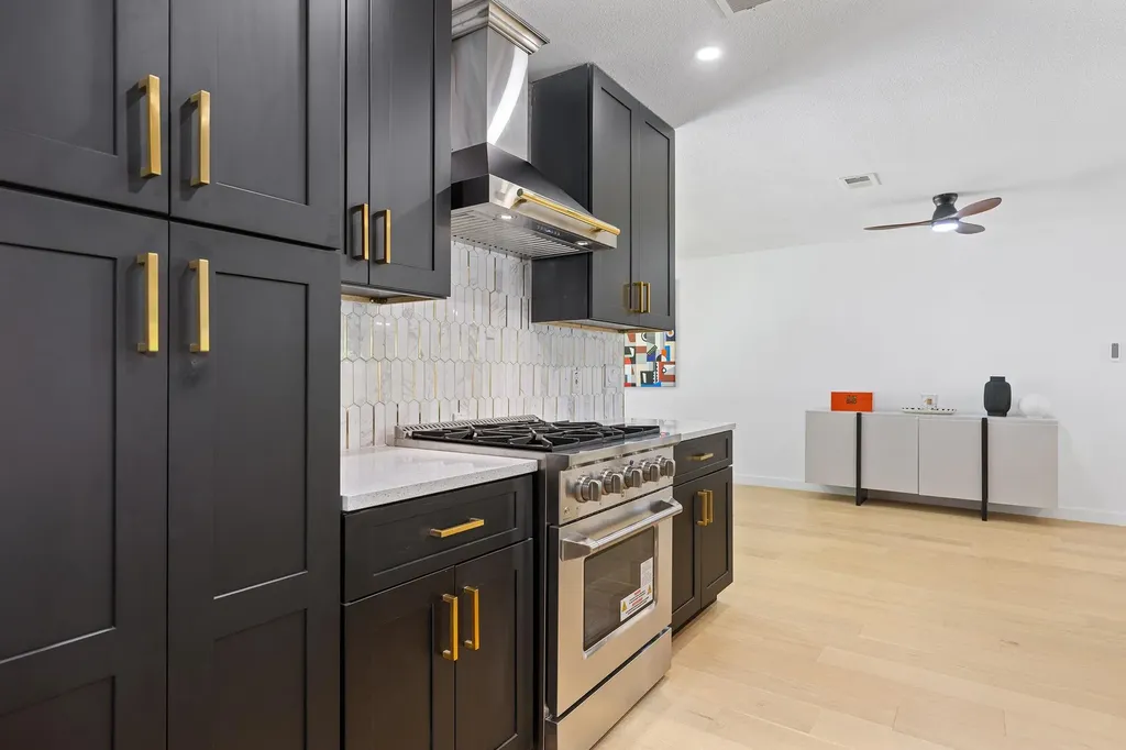 7803 Lazy Lane Austin TX 78757