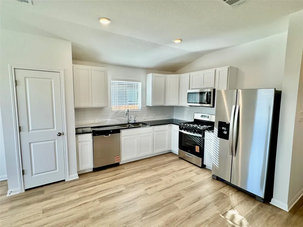 281 Texas Agate Drive Kyle TX 78640