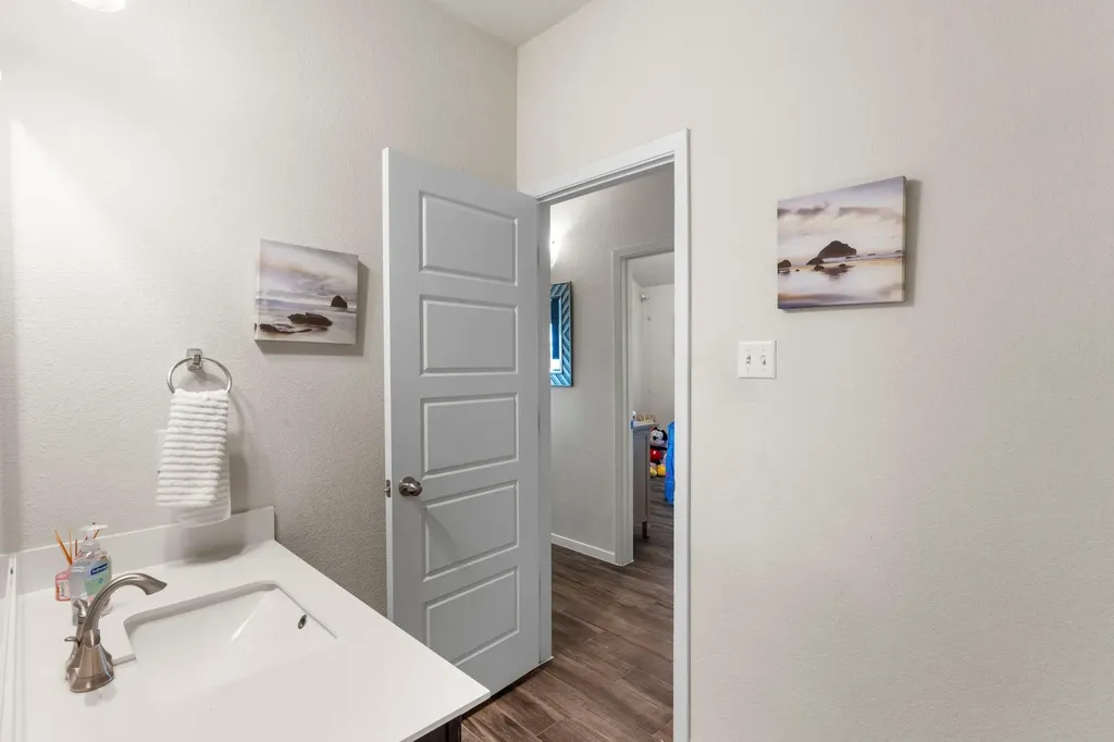 205 Four Star Drive Elgin TX 78621