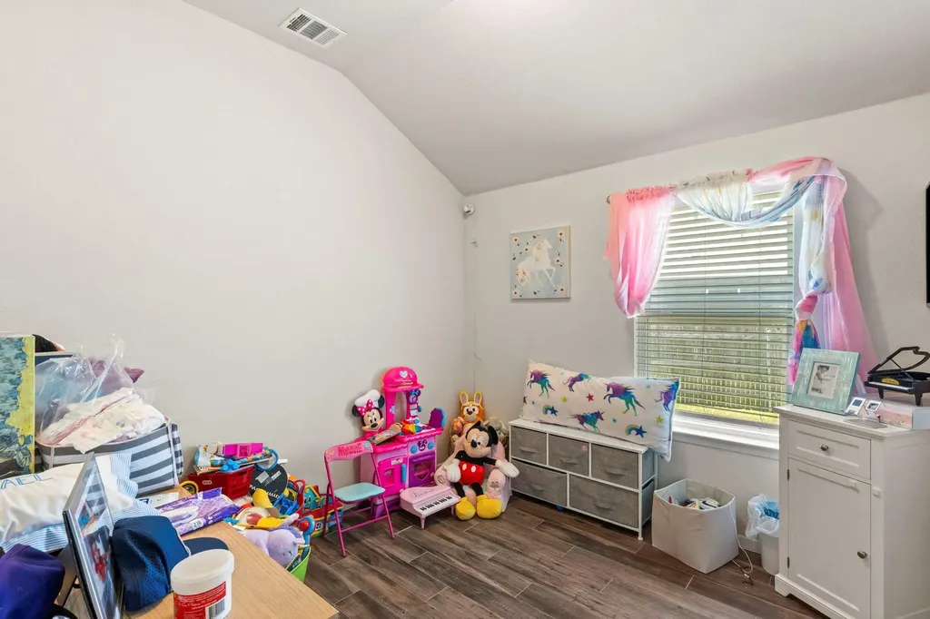 205 Four Star Drive Elgin TX 78621