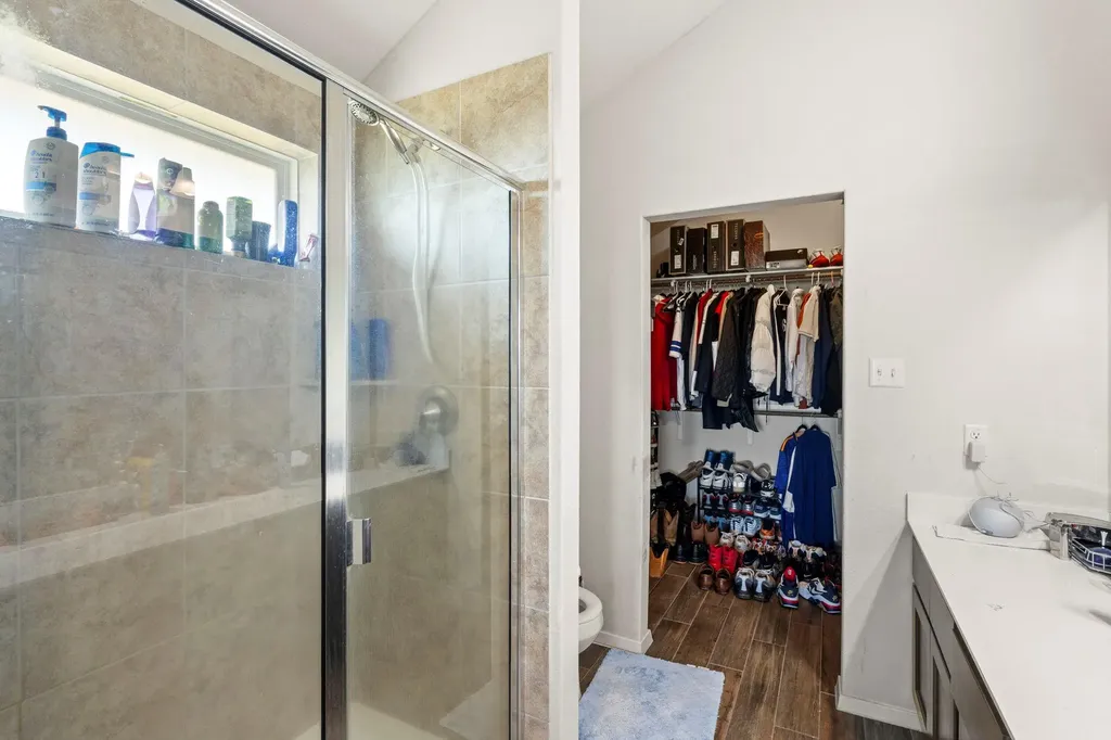 205 Four Star Drive Elgin TX 78621